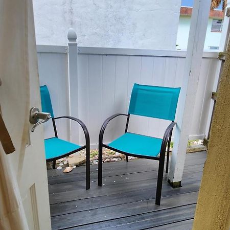 Cozy Beach Rental 1B/1B 세인트피트비치 외부 사진